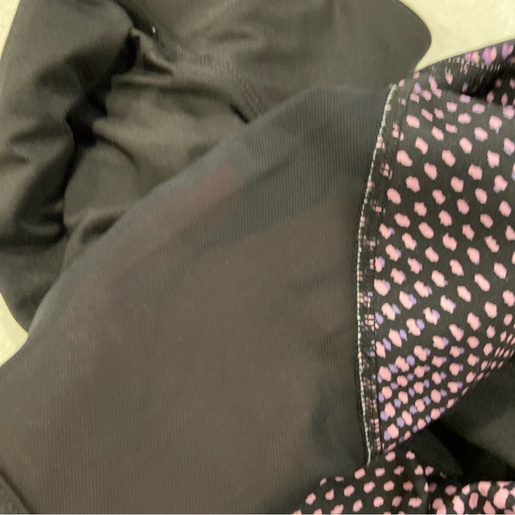 Yoga pants Tech Gear black with purple SMALL drytech inset mesh - Picture 4 of 6